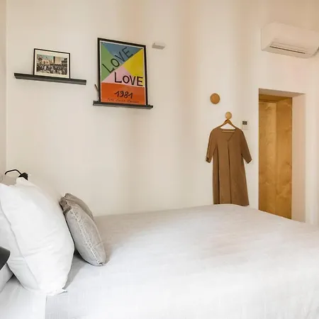 Hinc Domus - Casa de hóspedes 3*
