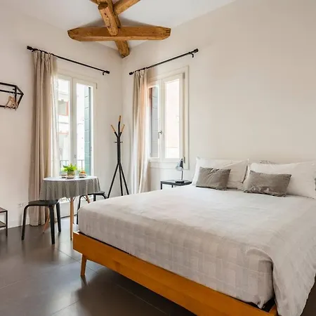 Hinc Domus - 3* Velence